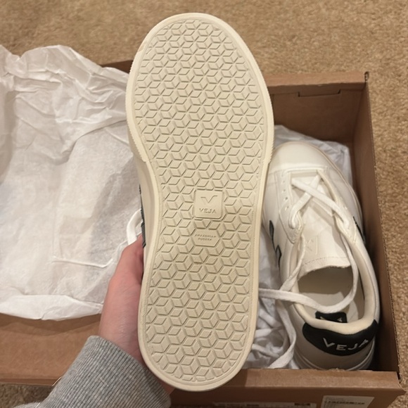 Veja Campo Sneakers in White and Black - Picture 5 of 6